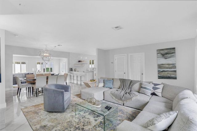 3025 Center Avenue, Fort Lauderdale, FL 33308