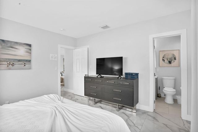 3025 Center Avenue, Fort Lauderdale, FL 33308
