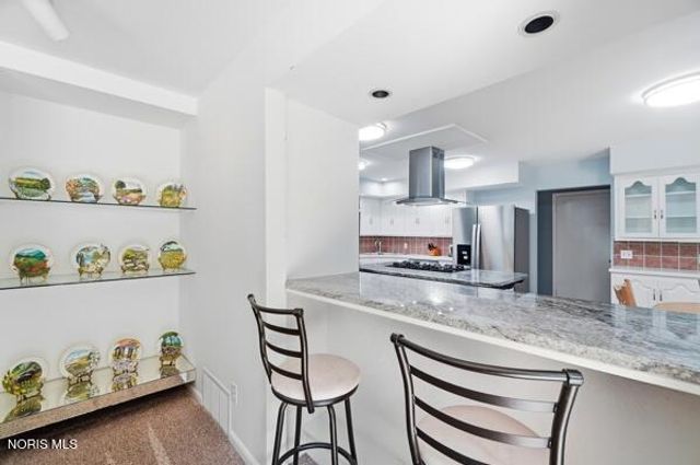 5426 Woodridge Drive, Toledo, OH 43623