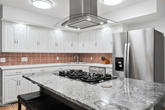 5426 Woodridge Drive, Toledo, OH 43623