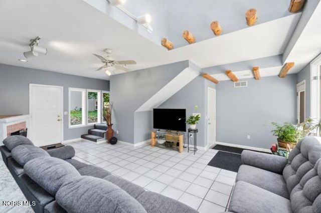 5426 Woodridge Drive, Toledo, OH 43623