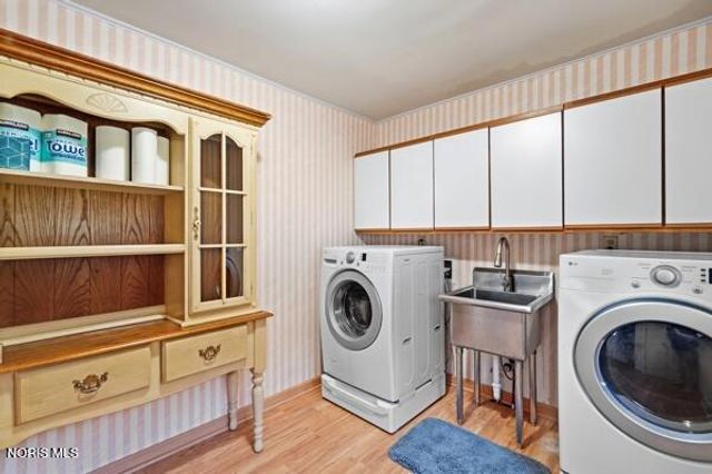 5426 Woodridge Drive, Toledo, OH 43623