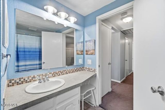 5426 Woodridge Drive, Toledo, OH 43623