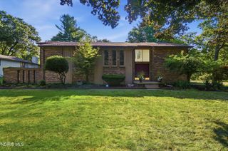5426 Woodridge Drive, Toledo, OH 43623