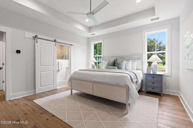 516 Genoes Point Road SW, Supply, NC 28462