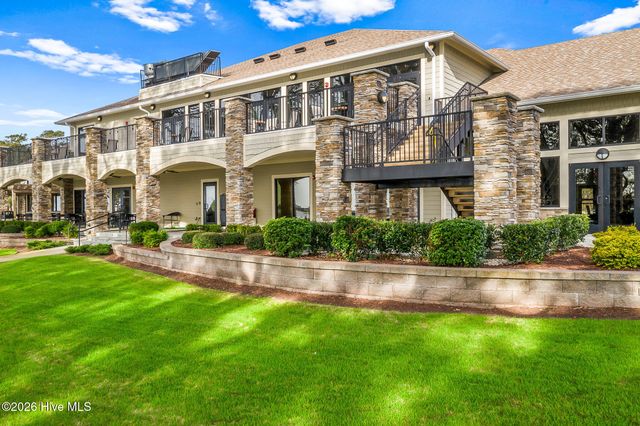 516 Genoes Point Road SW, Supply, NC 28462