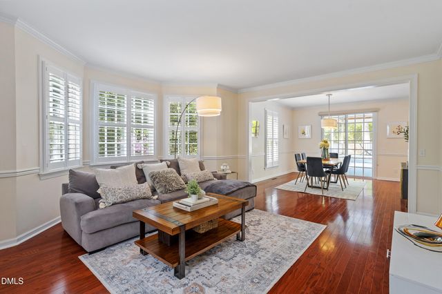 824 Pinehurst Drive, Chapel Hill, NC 27517