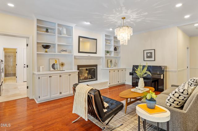 824 Pinehurst Drive, Chapel Hill, NC 27517