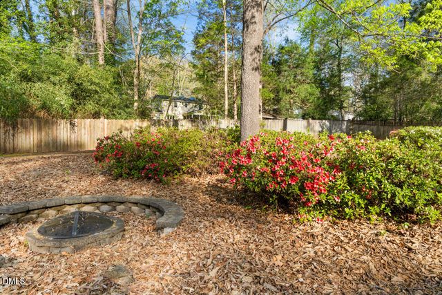 824 Pinehurst Drive, Chapel Hill, NC 27517