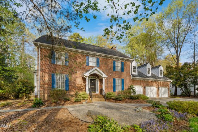 824 Pinehurst Drive, Chapel Hill, NC 27517