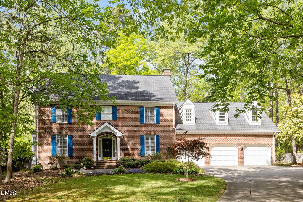 824 Pinehurst Drive, Chapel Hill, NC 27517