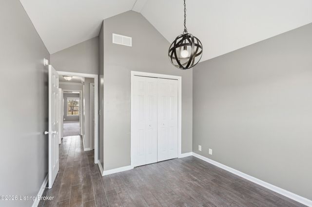 8301 Charleston Way, Shelbyville, KY 40065