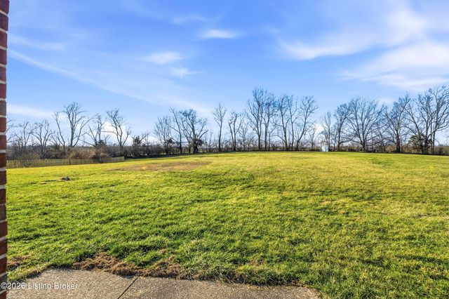 8301 Charleston Way, Shelbyville, KY 40065