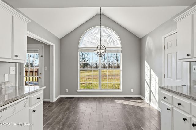 8301 Charleston Way, Shelbyville, KY 40065