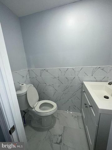 1546 S BAILEY ST, Philadelphia, PA 19146