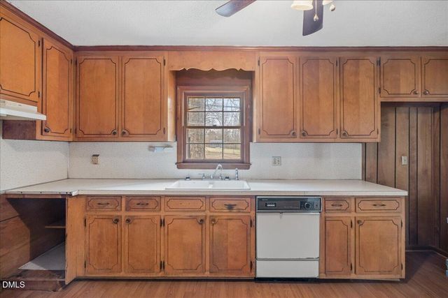 1924 Leonard Drive, Durham, NC 27703