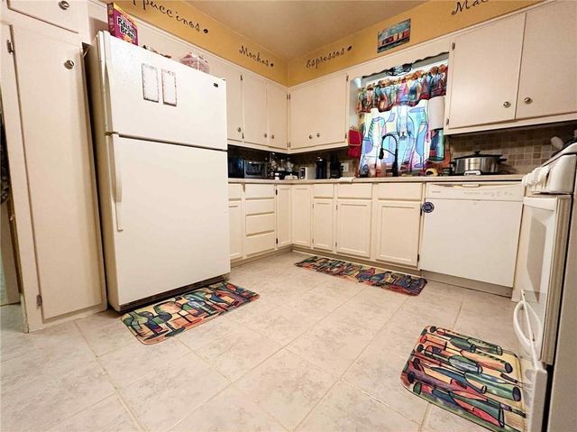 529 N 5th Street, Lacygne, KS 66040