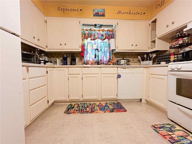 529 N 5th Street, Lacygne, KS 66040