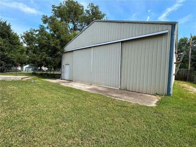 529 N 5th Street, Lacygne, KS 66040
