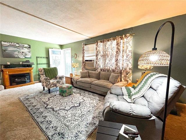 529 N 5th Street, Lacygne, KS 66040