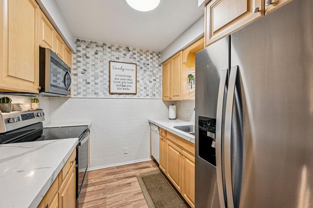 12022 W Greenway Drive 103, Royal Palm Beach, FL 33411