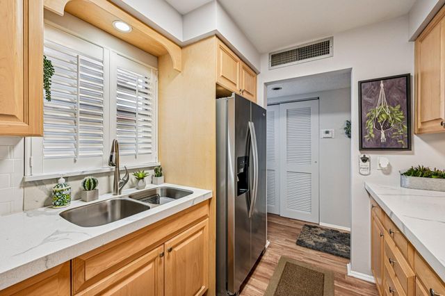 12022 W Greenway Drive 103, Royal Palm Beach, FL 33411