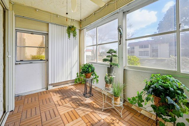 12022 W Greenway Drive 103, Royal Palm Beach, FL 33411