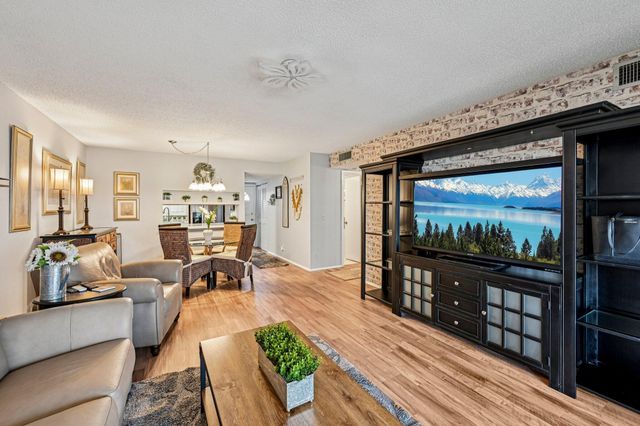 12022 W Greenway Drive 103, Royal Palm Beach, FL 33411