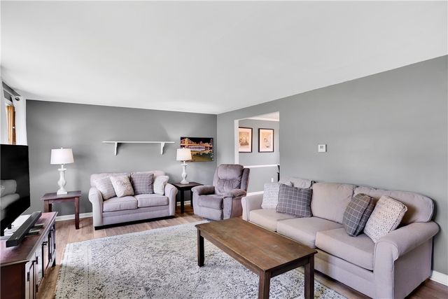 16 Midway Drive, Kennedy Twp, PA 15136
