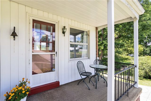 16 Midway Drive, Kennedy Twp, PA 15136