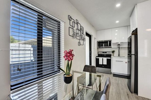 1405 N Andrews Ave 2, Fort Lauderdale, FL 33311