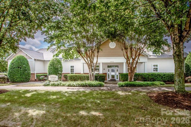 17151 Doe Valley Court, Cornelius, NC 28031