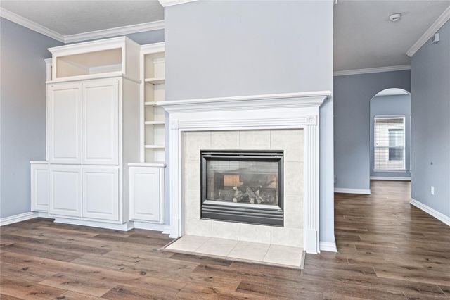 7130 Windwater Parkway N, Houston, TX 77036