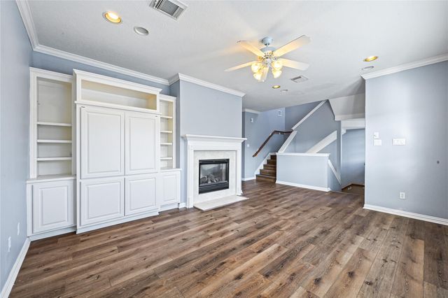 7130 Windwater Parkway N, Houston, TX 77036