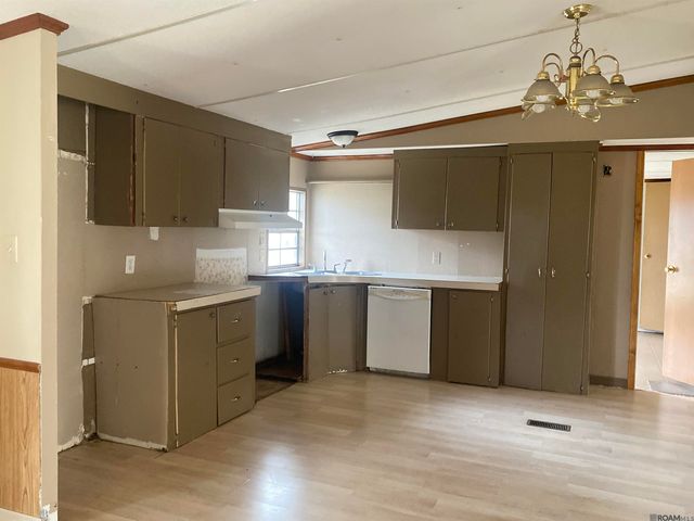 7706 River Ridge Dr, Denham Springs, LA 70706