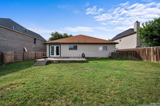 1004 Boxer Pass Drive, Schertz, TX 78154
