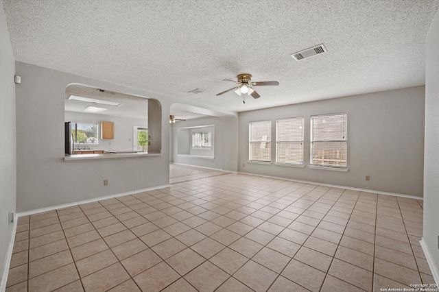 1004 Boxer Pass Drive, Schertz, TX 78154