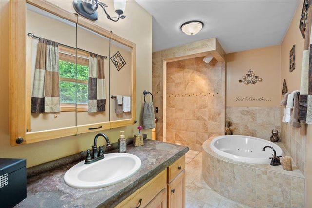 3992 Main Road, Huntington, VT 05462