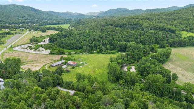 3992 Main Road, Huntington, VT 05462