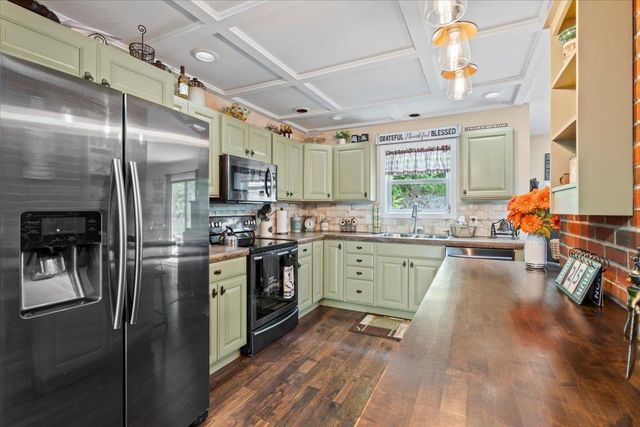 3992 Main Road, Huntington, VT 05462