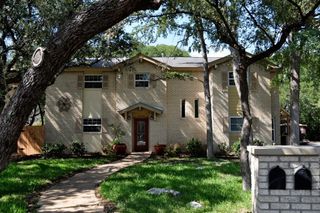 3619 Summit BND A, Austin, TX 78759
