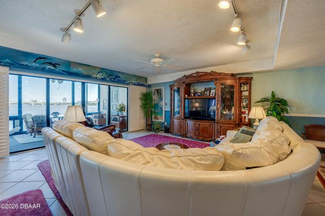 731 Marina Point Drive, Daytona Beach, FL 32114