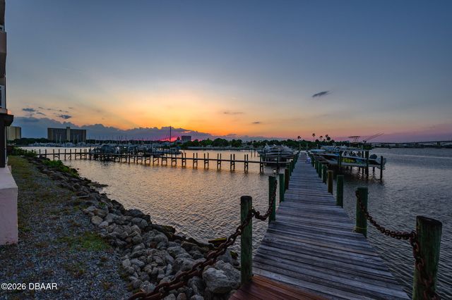 731 Marina Point Drive, Daytona Beach, FL 32114