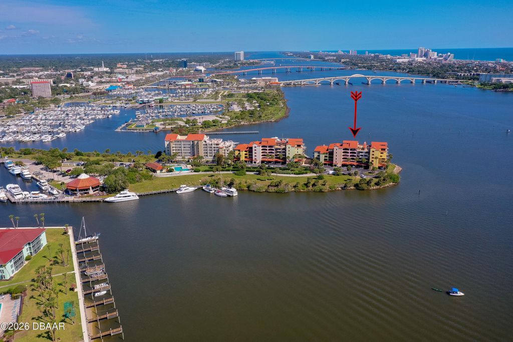 731 Marina Point Drive, Daytona Beach, FL 32114
