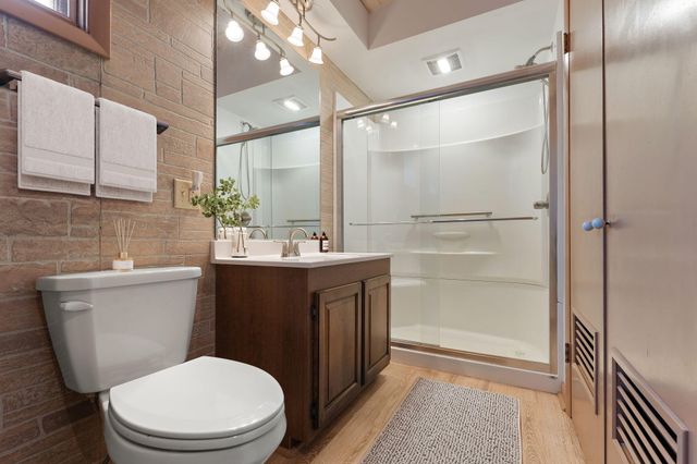 5100 S County Rd 210, Knox, IN 46534