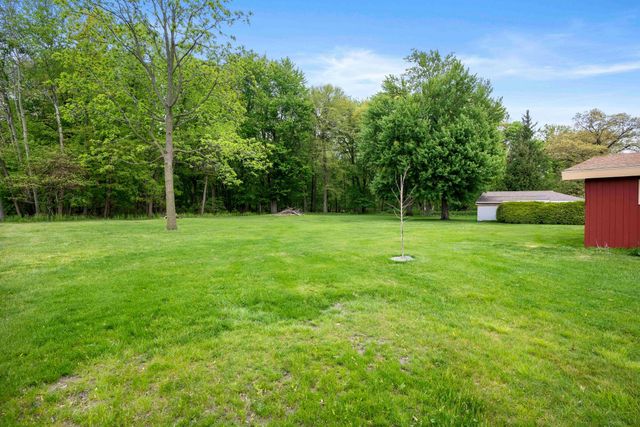 5100 S County Rd 210, Knox, IN 46534