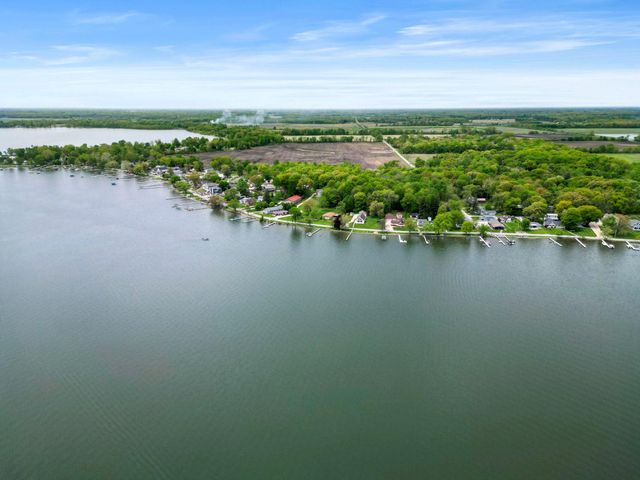 5100 S County Rd 210, Knox, IN 46534