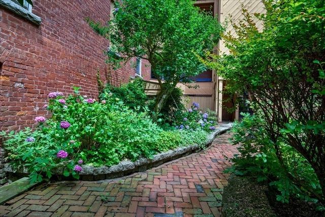 29 Irving Street 8, Worcester, MA 01609