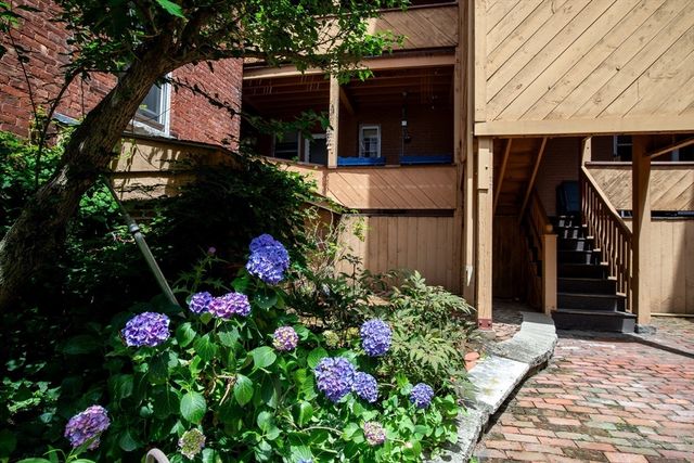 29 Irving Street 8, Worcester, MA 01609