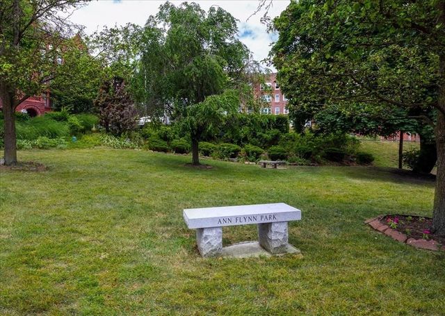 29 Irving Street 8, Worcester, MA 01609